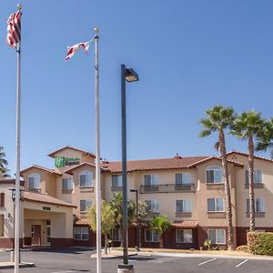 Holiday Inn Express Hotel & Suites Manteca By Ihg Exterior photo