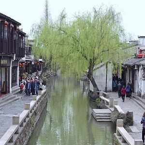 Готель 7Days Premium Suzhou Tongli Ancient Town Branch Exterior photo