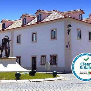 Готель Casa Do Largo - Golega - Turismo De Habitacao Exterior photo