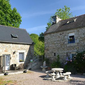 Bed and Breakfast Le Domaine Du Pont Canon Plourivo Exterior photo