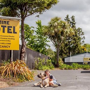 Goldmine Motel Вайхі Exterior photo