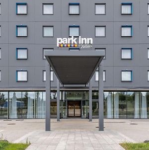 Park Inn By Radisson Vilnius Airport Hotel & Conference Centre Exterior photo