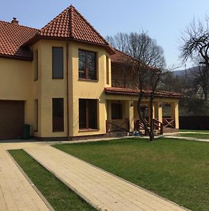 House By The River Поляна Exterior photo