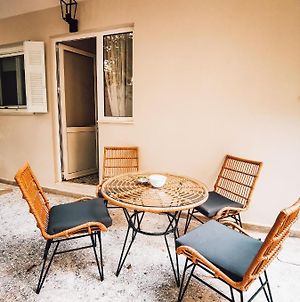 Explore Greece From Apartment With Private Garden Халкіда Exterior photo