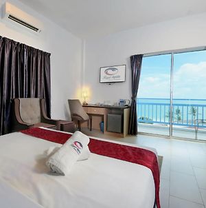 Royal Agate Beach Resort Лангкаві Exterior photo