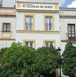 Apartamentos El Alcazar De Jerez Херес-де-ла-Фронтера Exterior photo