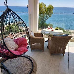 Galatex Beachfront 1St Line Sea View Suites - Best Location Peaceful Green Place Лімасол Exterior photo
