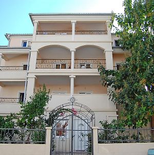 Vila Maslina Guesthouse Будва Exterior photo