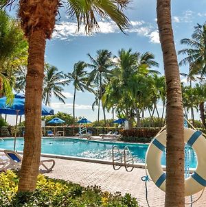 Radisson Resort Маямі-Біч Exterior photo