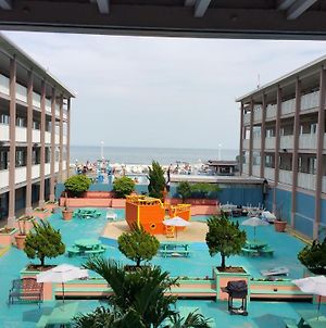 Готель Flagship Oceanfront Оушен-Сіті Exterior photo