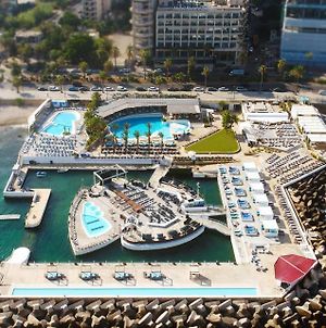 Riviera Hotel And Beach Lounge, Бейрут Exterior photo