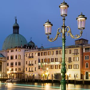 Hotel Carlton On The Grand Canal Венеція Exterior photo