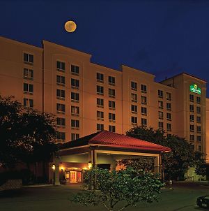 Готель La Quinta By Wyndham San Antonio Medical Ctr. Nw Exterior photo