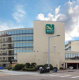 Quality Inn And Suites Oceanfront Вірджинія-Біч Exterior photo