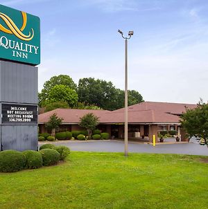 Quality Inn Mount Airy Mayberry Exterior photo