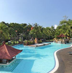 Bintang Bali Resort Кута Exterior photo
