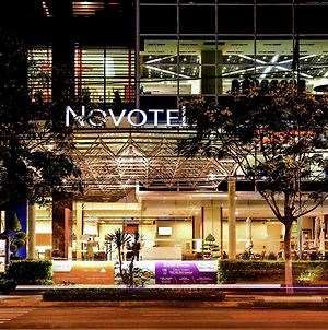 Hotel Novotel Нячанг Exterior photo
