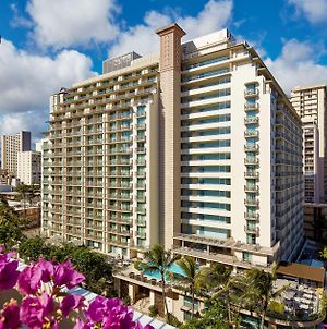 Hilton Garden Inn Waikiki Beach Гонолулу Exterior photo