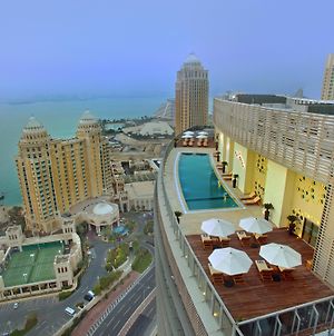 The Curve Hotel Доха Exterior photo