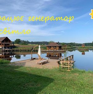 Guesthouse On The Lake With Bathhouse 70 Km From Kiev Makariv Exterior photo