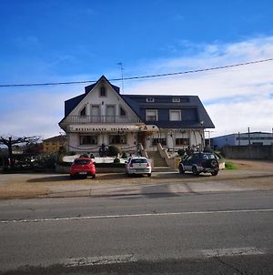Pension - Restaurante Vilaboa Boveda  Exterior photo