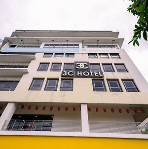 3C Hotel Setia Walk Пучонг Exterior photo