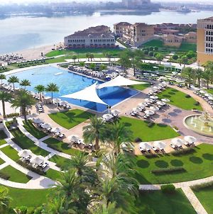 The Ritz-Carlton Abu Dhabi, Grand Canal Exterior photo