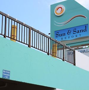 Sun & Sand Resort Oceanfront Suites Вірджинія-Біч Exterior photo