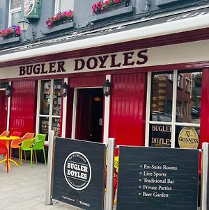 Готель Bugler Doyles Bar & Townhouse Вексфорд Exterior photo