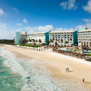 The Westin Resort & Spa Канкун Exterior photo