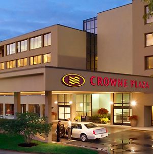 Crowne Plaza Indianapolis-Airport, An Ihg Hotel Exterior photo