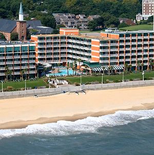 Holiday Inn & Suites Virginia Beach - North Beach, An Ihg Hotel Exterior photo