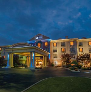 Holiday Inn Express & Suites Buffalo Airport, An Ihg Hotel Чіктоваґа Exterior photo