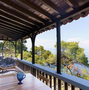 Villa Blu: Beachfront Home With Amazing View Вурвуру Exterior photo