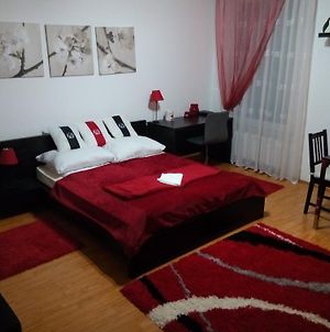 Апартаменти Debrecenter Apartman Room photo