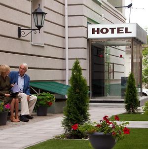 Graf Orlov Hotel Самара Exterior photo