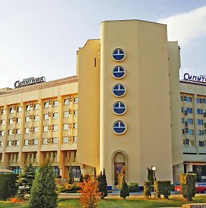 Conference Hotel Suputnyk Львів Exterior photo