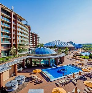 Aquaworld Resort Будапешт Exterior photo