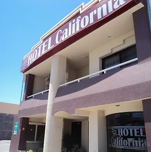 Hotel California Навохоа Exterior photo