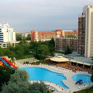 Hotel Iskar & Aquapark Сонячний Берег Exterior photo