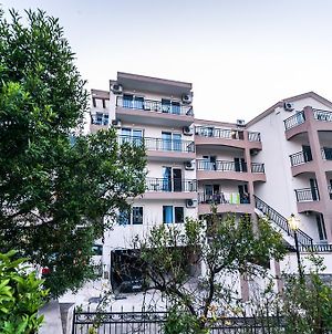 Milara Apartments Будва Exterior photo