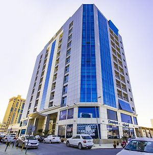 Imperial Suites Hotel Доха Exterior photo