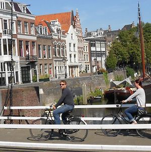 Alberti - Bed & Bike Роттердам Exterior photo