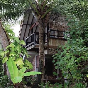 Panji Panji Tropical Wooden Home Лангкаві Exterior photo