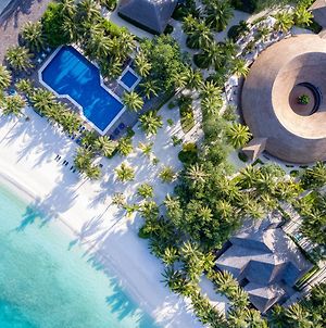 Meeru Maldives Resort Island Дгіффуші Exterior photo