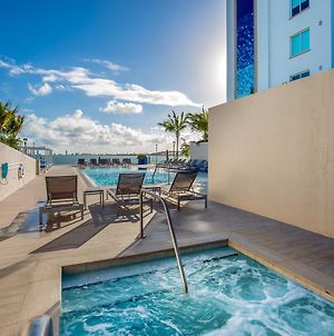 Mare Azur Design District Luxury Apartments Маямі Exterior photo
