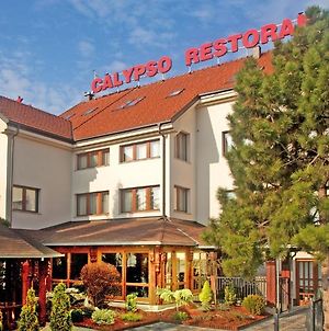 Hotel Calypso Загреб Exterior photo
