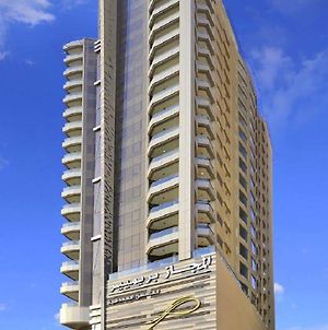 Al Majaz Premiere Hotel Apartments Шарджа Exterior photo
