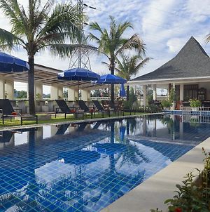 Impress Resort Таланг Exterior photo