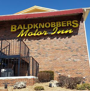 Baldknobbers Motor Inn Бренсон Exterior photo